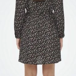 Uitgang 🎉 ONLY ONLCORY L/S V-NECK TUNIC WVN NOOS Dames - Maat M 🛒 -dameskleding Verkoop 337x840