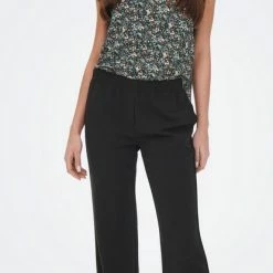 Coupon 🎉 ONLY ONLVIC S/S AOP TOP NOOS PTM Dames T-shirt - Maat 40 ⭐ -dameskleding Verkoop 415x840