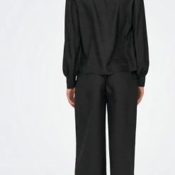 Groothandel 👍 Jacqueline De Yong Blouse Jdyjackie L/s 👚 Shirt Wvn 15268402 Black Dames Maat - L 🛒 -dameskleding Verkoop 439x840 1