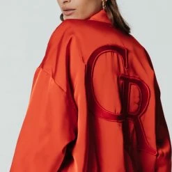 Beste recensies van 🥰 Colourful Rebel Juley Satin Jas Oranje Dames - Boxy Fit - Polyester - M ✨