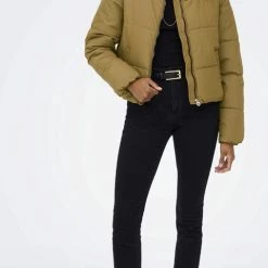 Kopen 😀 Only Jas Onldolly Short Puffer Jacket Otw No 15205371 Tigers Eye Dames Maat - M ✔️ -dameskleding Verkoop 481x840 7