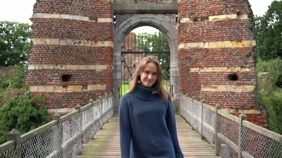 Nieuw ๐ Knit Factory Jamie Gebreide Dames Jurk - Stone Green - 40/42 - Knielengte - Met Opstaande Kraag ๐ 2 Nieuw ๐ Knit Factory Jamie Gebreide Dames Jurk - Stone Green - 40/42 - Knielengte - Met Opstaande Kraag ๐ - Afbeelding 2