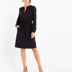 dameskleding Verkoop 18 Beste Pirce ๐ Zwarte Tuniek Van Je M'appelle - Dames - Travelstof - Maat M - 6 Maten Beschikbaar ๐