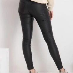 Korting 🎁 ONLY ONLANNE K MID WAIST 🧥 COATED 👖 JEANS NOOS Dames 👖 JEANS - Maat S34 🛒 -dameskleding Verkoop 550x711 38