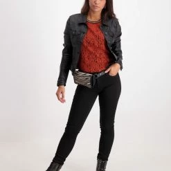 Top 10 🔥 ONLY ONLCARMEN LIFE REG SK BLK4E SOO796 NOOS Dames 👖 Jeans - Maat 3132 🛒 -dameskleding Verkoop 550x711 89
