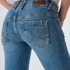 Gloednieuw 🌟 LTB 👖 Jeans LTB Julita X 👖 Jeans Volwassenen Lichtblauw 😍 -dameskleding Verkoop 550x733 112