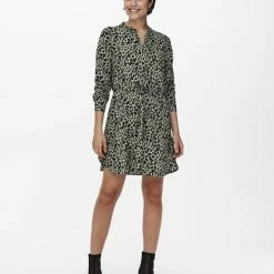 Nieuw 🔔 ONLY ONLCORY L/S V-NECK TUNIC WVN NOOS Dames T-shirt - Maat M ✨ -dameskleding Verkoop 550x733 338