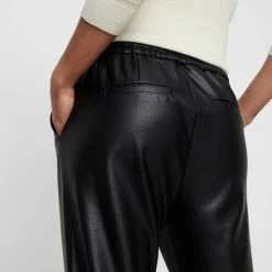 Goedkoop 🎉 VERO MODA VMEVA MR LOOSE STRING 🧥 COATED PNT GA NOOS Dames Broeken - Maat M X L34 🛒 -dameskleding Verkoop 550x733 479