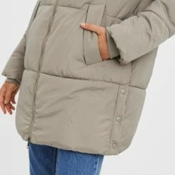 Groothandel ⌛ VERO MODA VMGEMMAFLORA JACKET BOOS Dames Jas - Maat S ✔️ -dameskleding Verkoop 550x733 499