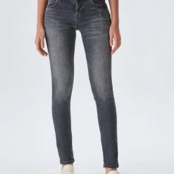 Top 10 π LTB π Jeans LTB Nicole π Jeans Volwassenen Lichtblauw π 14 Top 10 π LTB π Jeans LTB Nicole π Jeans Volwassenen Lichtblauw π -dameskleding Verkoop 550x733 673