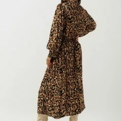 Kopen 🥰 Colourful Rebel Kera Leopard Jurk Leopard Dames - Basic Fit - Viscose - XL 😍 -dameskleding Verkoop 550x785 39