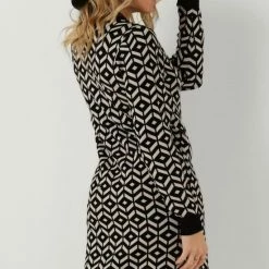 Korting 🎁 OBJECT OBJTHESS L/S JACQUARD KNIT 👗 DRESS Dames Jurk - Maat XL 🥰 21 Korting 🎁 OBJECT OBJTHESS L/S JACQUARD KNIT 👗 DRESS Dames Jurk - Maat XL 🥰 -dameskleding Verkoop 550x786 4