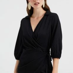 Kopen ⌛ WE Fashion Dames Overslagjurk Met Structuur ✨ 9 Kopen ⌛ WE Fashion Dames Overslagjurk Met Structuur ✨ -dameskleding Verkoop 550x813 4