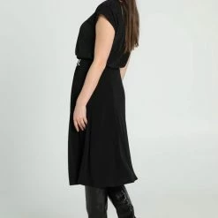 Goedkoop ✔️ Cassis Halflange, Effen Rok Met Riem 🤩 -dameskleding Verkoop 550x813 6