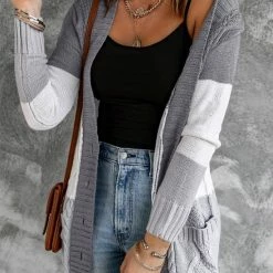 Goedkoop ⭐ Merkloos Lange Gebreide Vest Dames - Colorblock - Knoopsluiting - Vester - Maat M 🎉