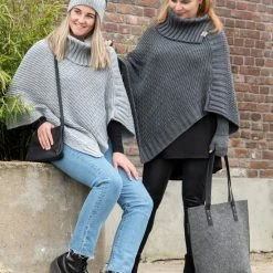 Kopen 🎉 Knit Factory Nicky Gebreide Dames Poncho - Antraciet - One Size - Met Opstaande Kraag 🤩 -dameskleding Verkoop 550x824 19