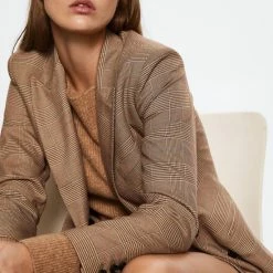 Kopen π€© Mango Blazer Geruite Double Breasted Blazer 37045130 08 Dames Maat - XXS β¨ 10 Kopen π€© Mango Blazer Geruite Double Breasted Blazer 37045130 08 Dames Maat - XXS β¨ -dameskleding Verkoop 550x825 206