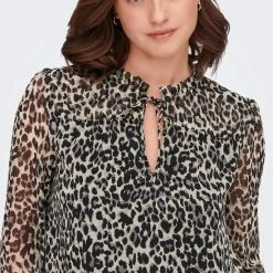 Gloednieuw 🎉 ONLY ONLDITSY L/S BLOUSE WVN NOOS Dames T-shirt - Maat M 👍 -dameskleding Verkoop 550x825 213