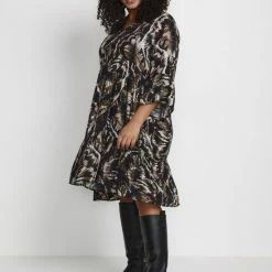 Korting 😉 Kaffe Curve KCerin Ami 👗 Dress Dames Jurk - Maat 48 👍 -dameskleding Verkoop 550x825 450