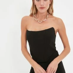 Nieuw ❤️ Trendyol Vrouwen Standaard Off-shoulder Bustier 🧨