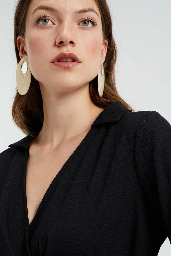 Kopen ⌛ WE Fashion Dames Overslagjurk Met Structuur ✨ 6 Kopen ⌛ WE Fashion Dames Overslagjurk Met Structuur ✨ - Afbeelding 6