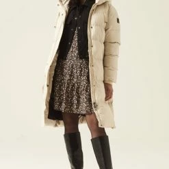 Begroting 🛒 GARCIA Dames Jack Zwart - Maat M ✔️ -dameskleding Verkoop 550x825 553