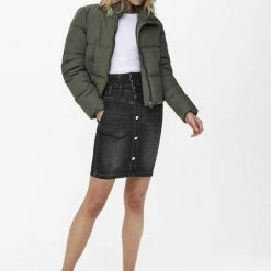 Kopen 🎉 ONLY ONLDOLLY SHORT PUFFER JACKET OTW NOOS Dames Jas - Maat L 🌟 -dameskleding Verkoop 550x825 559