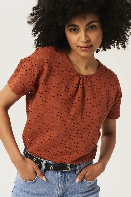 Kopen π GARCIA Dames T-shirt Rood - Maat M π 2 Kopen π GARCIA Dames T-shirt Rood - Maat M π - Afbeelding 2