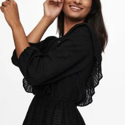 Beste Verkoop 🤩 ONLY ONLLONDON 3/4 RUFFLE TOP NOOS WVN Dames Top - Maat M ⭐ -dameskleding Verkoop 550x836 1